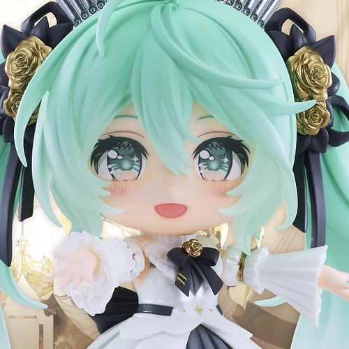 Nendoroid Hatsune Miku Symphony: 10th Anniversary Ver.