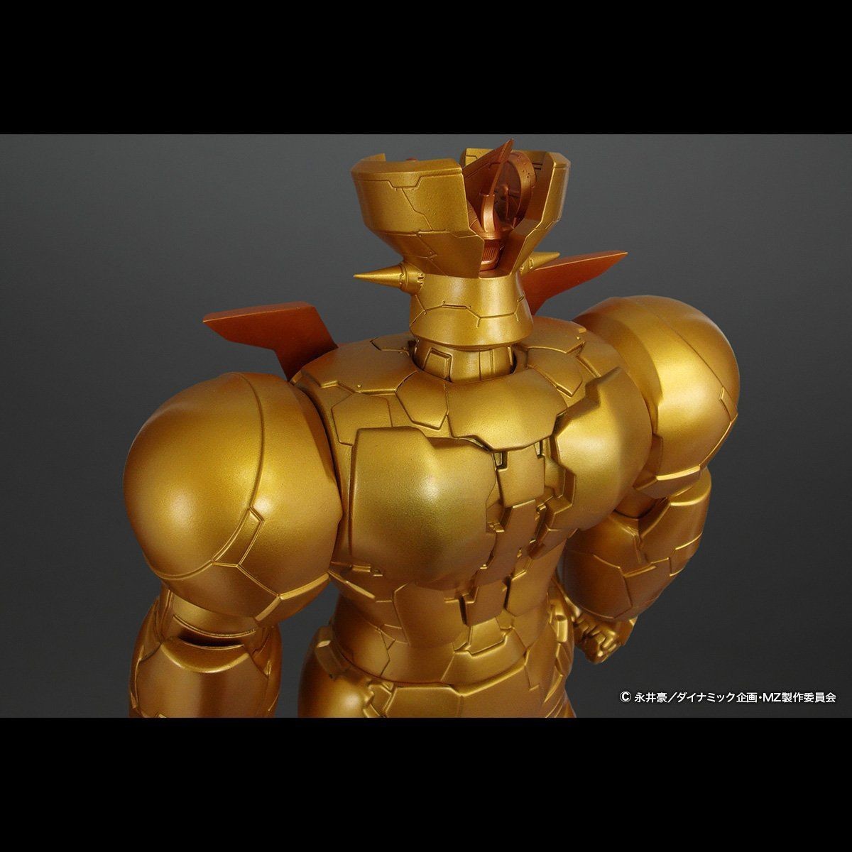 Mazinger Z Infinity (2018) - Mazinger Z - Jumbo Soft Vinyl Figure - Gold Version (Plex) photo 3