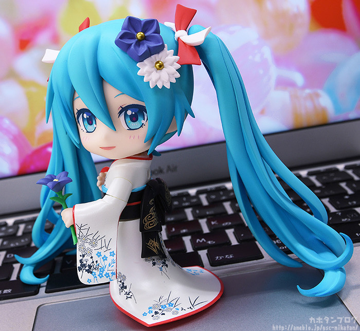 Vocaloid - Hatsune Miku - Nendoroid (#1427) - Kōrin Kimono Ver. (Good Smile Company) photo 13