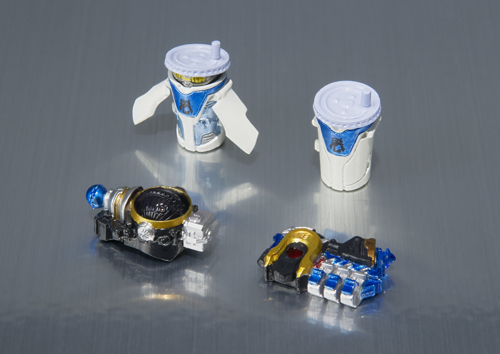Kamen Rider Fourze - Kamen Rider Meteor - S.H.Figuarts (Bandai) photo 4