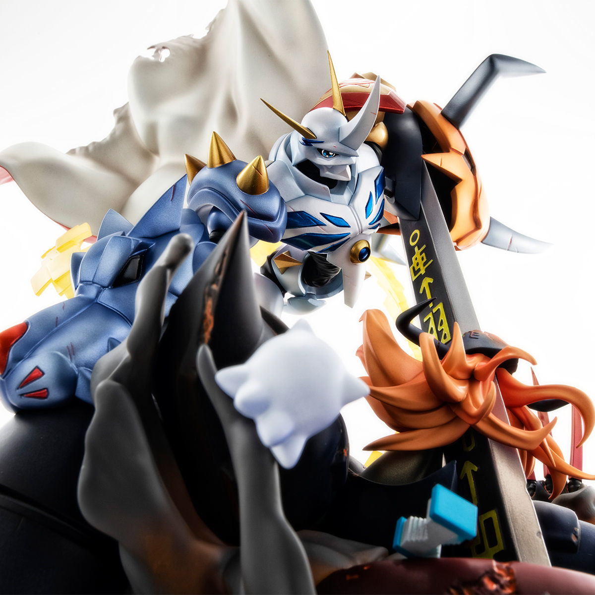 Digimon Adventure Movie: Bokura no War Game! - Diablomon - Kuramon - Omegamon - V.S. Series (MegaHouse) photo 7