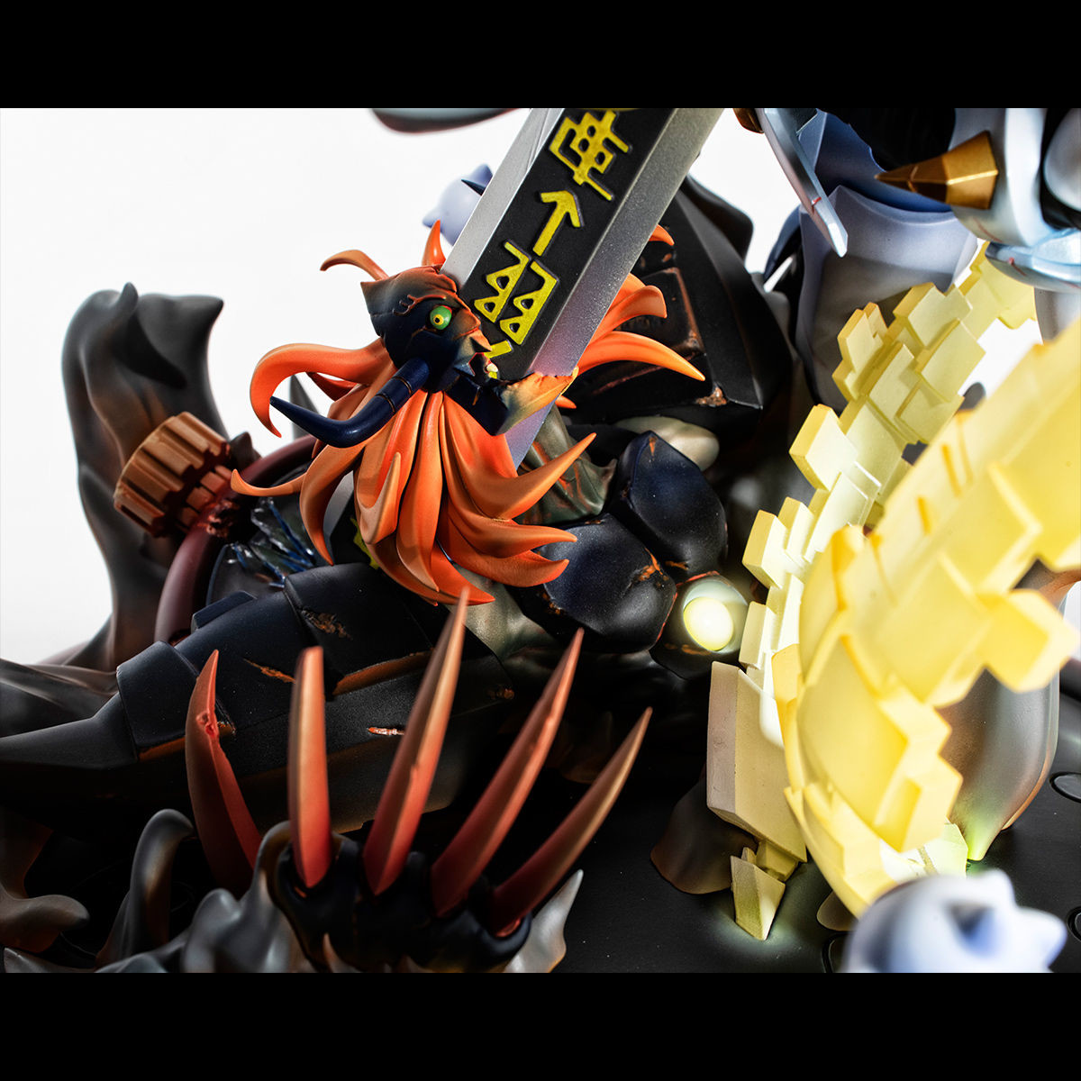 Digimon Adventure Movie: Bokura no War Game! - Diablomon - Kuramon - Omegamon - V.S. Series (MegaHouse) photo 10