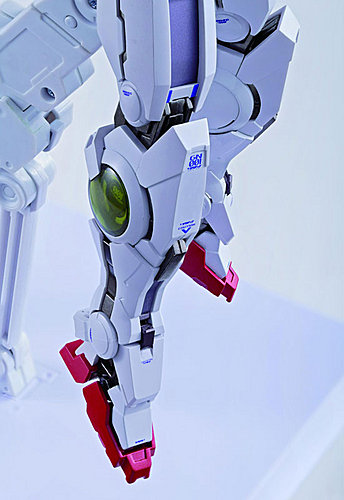 Kidou Senshi Gundam 00 - Kidou Senshi Gundam 00V - GN-001 Gundam Exia - GN-001REIII Gundam Exia Repair III - Metal Build - 1/100 (Bandai) photo 9