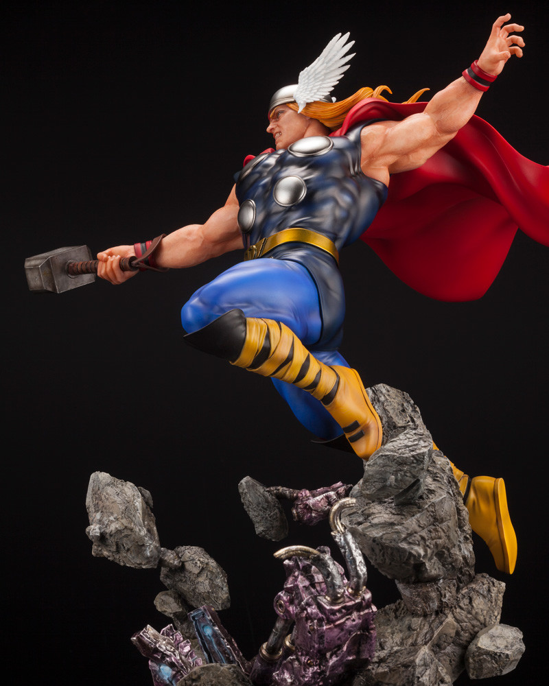 Avengers - Thor - Fine Art Statue - 1/6 (Kotobukiya) photo 3