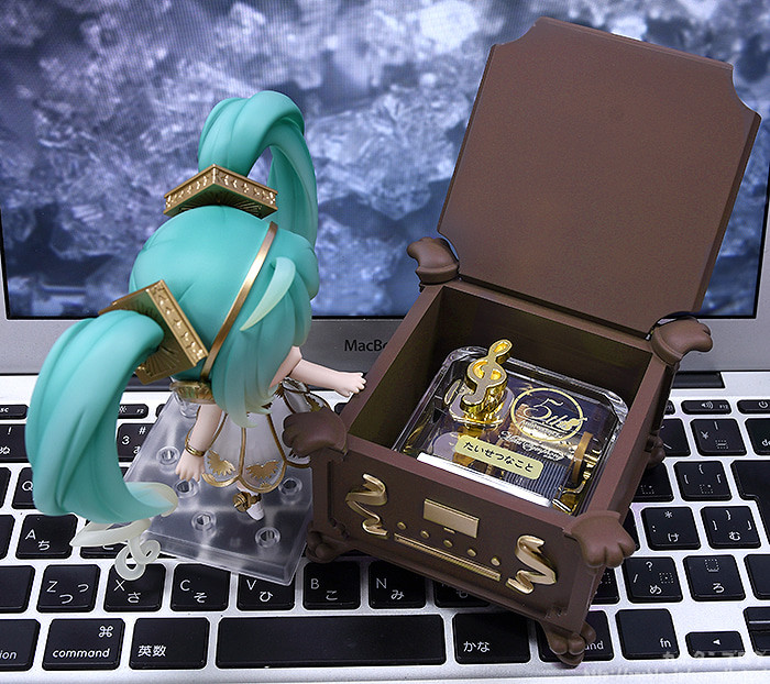 Vocaloid - Hatsune Miku - Nendoroid  (#1538) - Symphony 5th Anniversary Ver. (Good Smile Company) photo 5