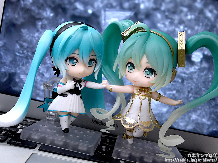 Vocaloid - Hatsune Miku - Nendoroid  (#1538) - Symphony 5th Anniversary Ver. (Good Smile Company) photo 11
