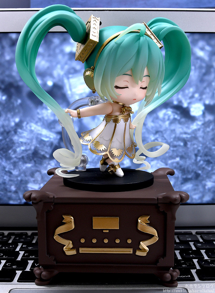 Vocaloid - Hatsune Miku - Nendoroid  (#1538) - Symphony 5th Anniversary Ver. (Good Smile Company) photo 12
