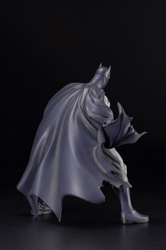 Batman: Hush - Batman - ARTFX - 1/6 - Renewal Package (Kotobukiya) photo 6