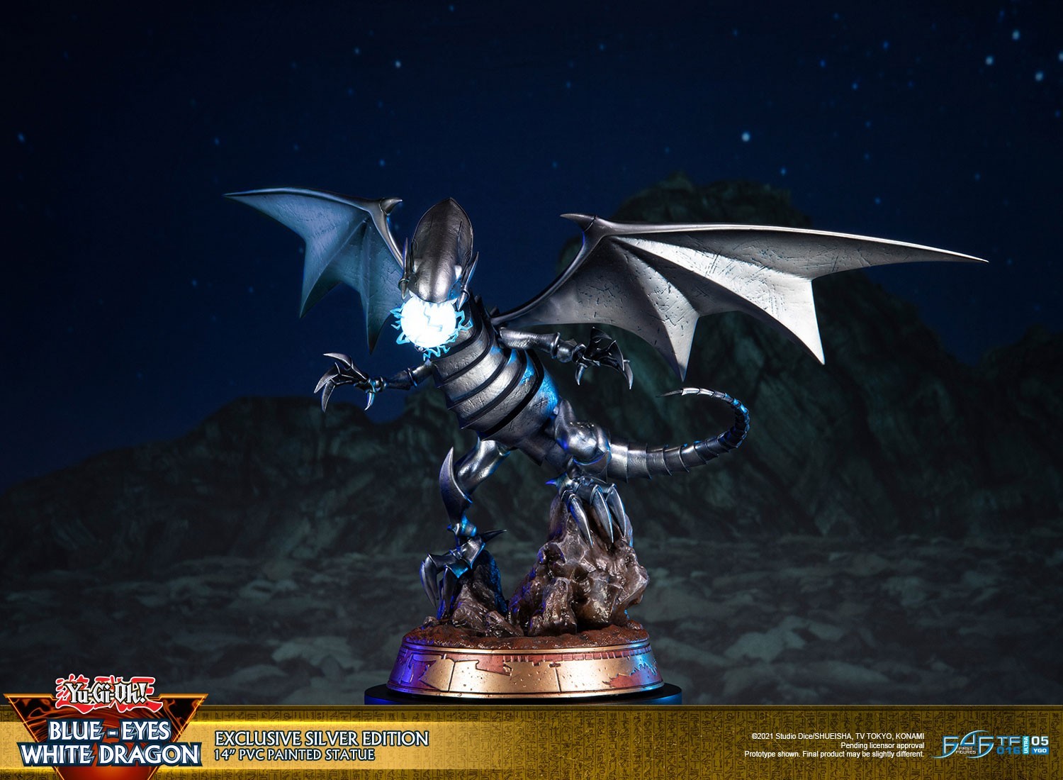 Yu-Gi-Oh! Duel Monsters - Blue-Eyes White Dragon - Exclusive Silver Edition (First 4 Figures) photo 11