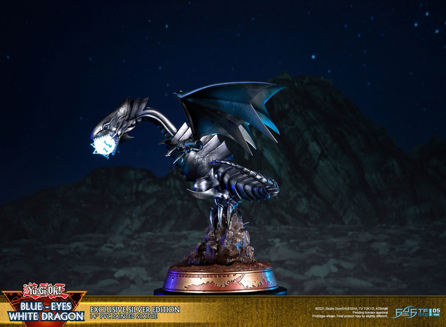 Yu-Gi-Oh! Duel Monsters - Blue-Eyes White Dragon - Exclusive Silver Edition (First 4 Figures) photo 13
