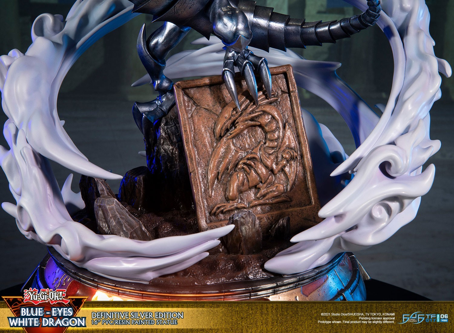Yu-Gi-Oh! Duel Monsters - Blue-Eyes White Dragon - Definitive Silver Edition (First 4 Figures) photo 5