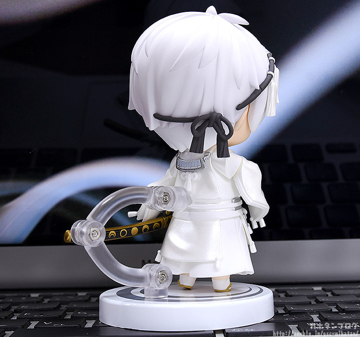 Butai Touken Ranbu Hiden Yui no Me no Hototogisu - Mikazuki Munechika - Nendoroid  (#1549) (Orange Rouge) photo 13