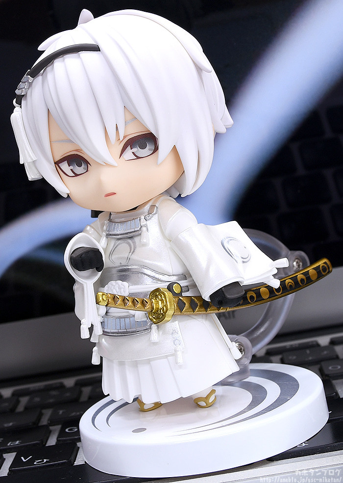 Butai Touken Ranbu Hiden Yui no Me no Hototogisu - Mikazuki Munechika - Nendoroid  (#1549) (Orange Rouge) photo 23
