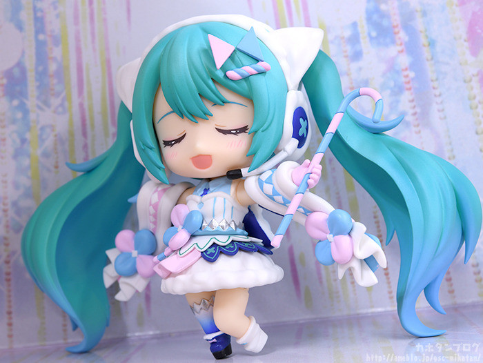 Vocaloid - Hatsune Miku - Nendoroid  (#1740) - Magical Mirai 2020 Winter Festival ver. (Good Smile Company) photo 6