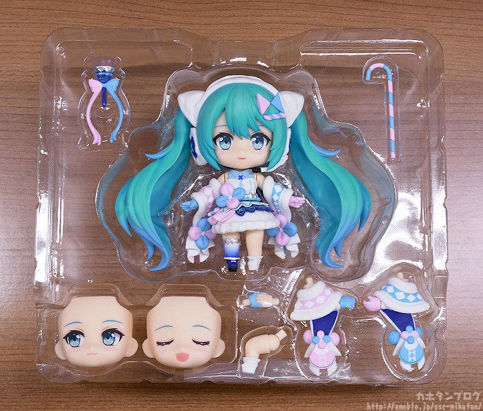 Vocaloid - Hatsune Miku - Nendoroid  (#1740) - Magical Mirai 2020 Winter Festival ver. (Good Smile Company) photo 13