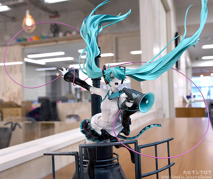 Vocaloid - Hatsune Miku - 1/8 - Love is War, Refined Ver. (Good Smile Company) photo 7