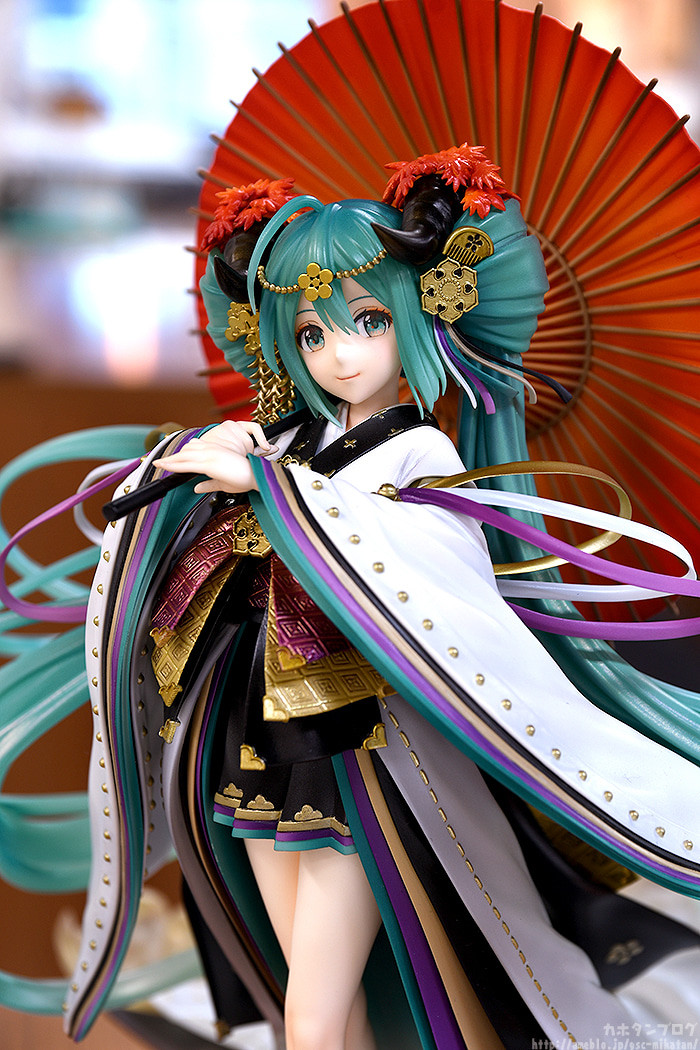 Vocaloid - Hatsune Miku - 1/7 - Land of the Eternal (Good Smile Company) photo 3