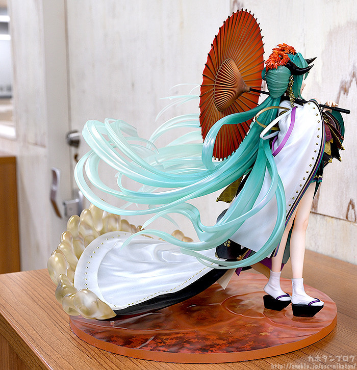 Vocaloid - Hatsune Miku - 1/7 - Land of the Eternal (Good Smile Company) photo 16