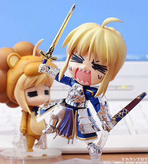 Fate/Stay Night - Altria Pendragon - Nendoroid  (#250) - Saber, 10th Anniversary Edition (Good Smile Company) photo 4