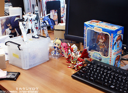 Fate/Stay Night - Altria Pendragon - Nendoroid  (#250) - Saber, 10th Anniversary Edition (Good Smile Company) photo 13