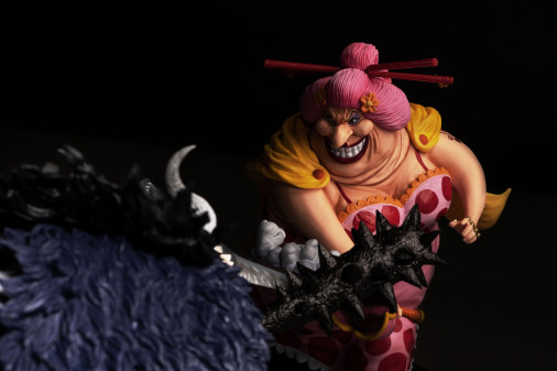 One Piece - Charlotte Linlin - Ichiban Kuji - Ichiban Kuji One Piece Best of Omnibus  (B Prize) - the Four Emperors (Bandai Spirits) photo 5
