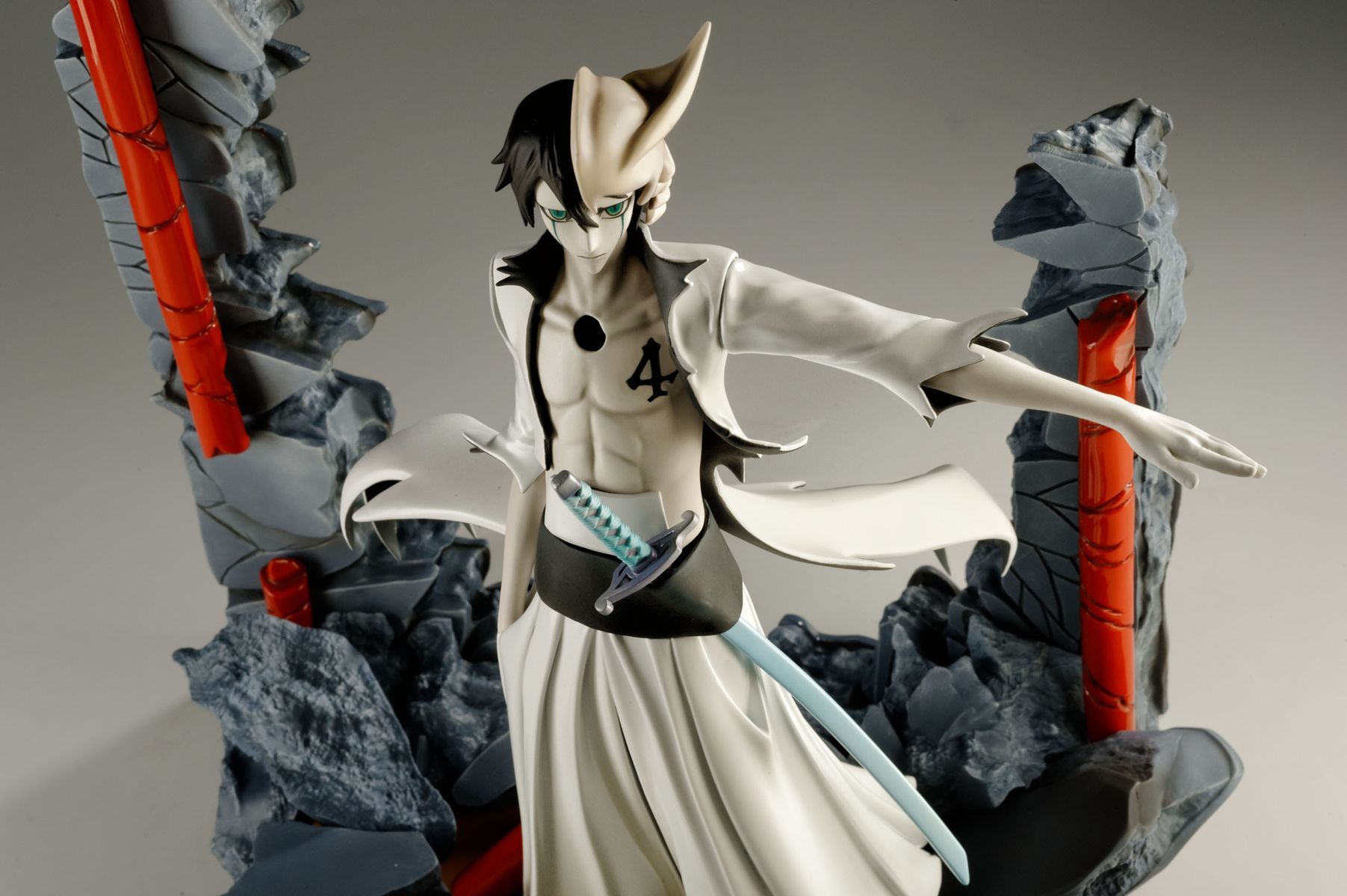 Bleach - Ulquiorra Cifer - HQS - 1/6 (Tsume) photo 2