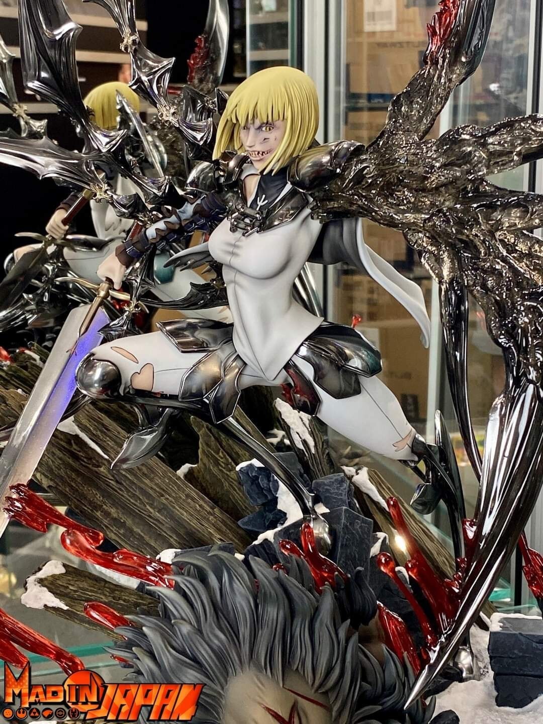 Claymore - Clare - Rigardo - 1/6 (Kitsune Statue) photo 7
