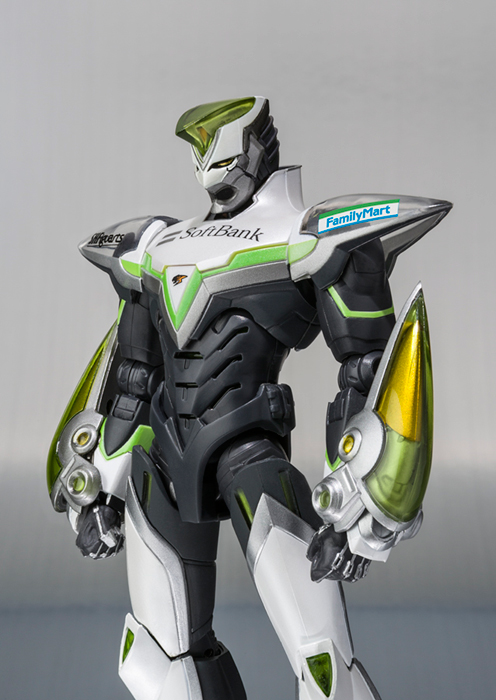 Tiger & Bunny - Wild Tiger - S.H.Figuarts - Movie Edition (Bandai) photo 8