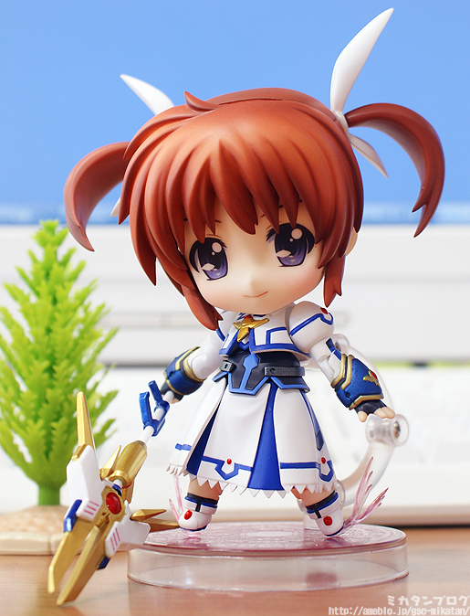 Mahou Shoujo Lyrical Nanoha The Movie 2nd A's - Raising Heart - Takamachi Nanoha - Nendoroid (#263) - Full Action, Exelion Mode Edition (Good Smile Company) photo 3