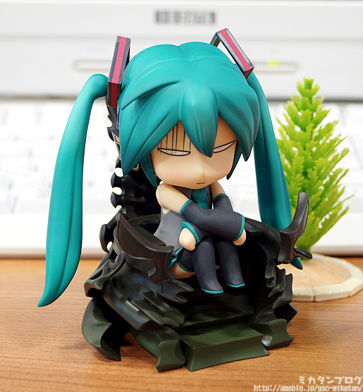 Black ★ Rock Shooter - Dead Master - Nendoroid  (#292) - TV Animation ver. (Good Smile Company)