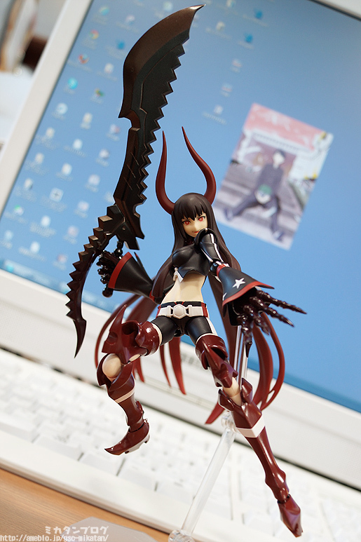 Black ★ Rock Shooter - Black ★ Gold Saw - Figma (#168) - TV Animation ver. (Max Factory) photo 5