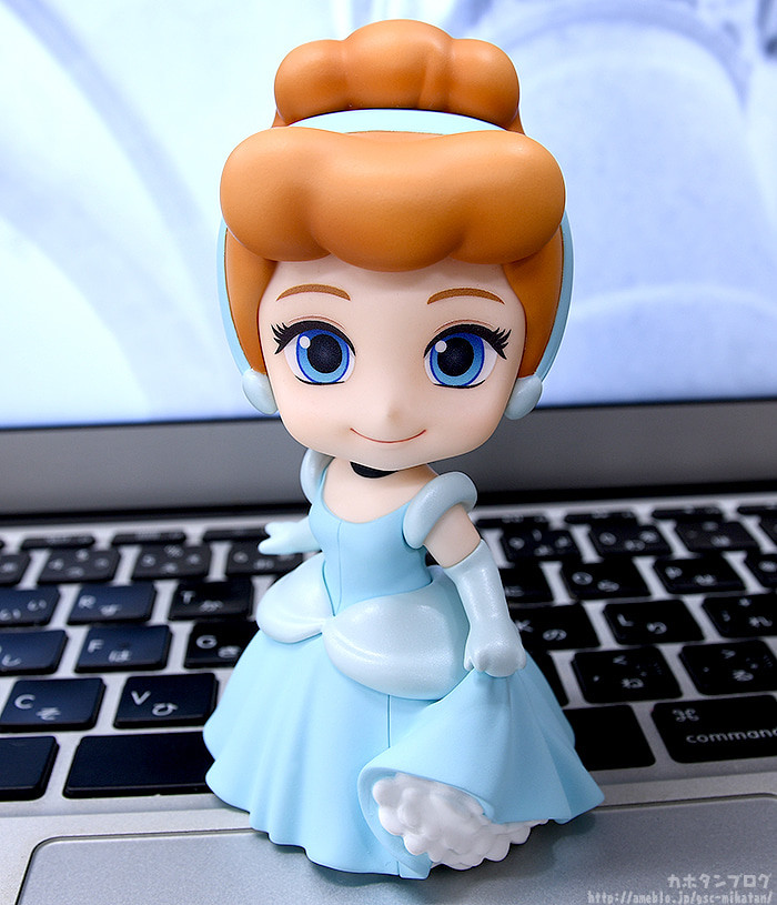 Cinderella - Nendoroid  (#1611) (Good Smile Company) photo 6