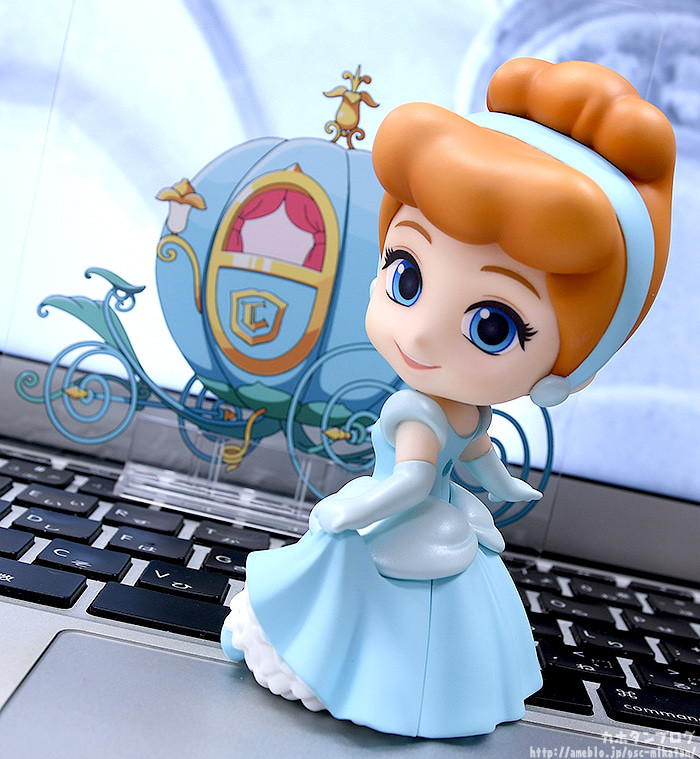 Cinderella - Nendoroid  (#1611) (Good Smile Company) photo 7