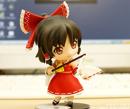 Touhou Project - Hakurei Reimu - Nendoroid (#074) (Good Smile Company) photo 41