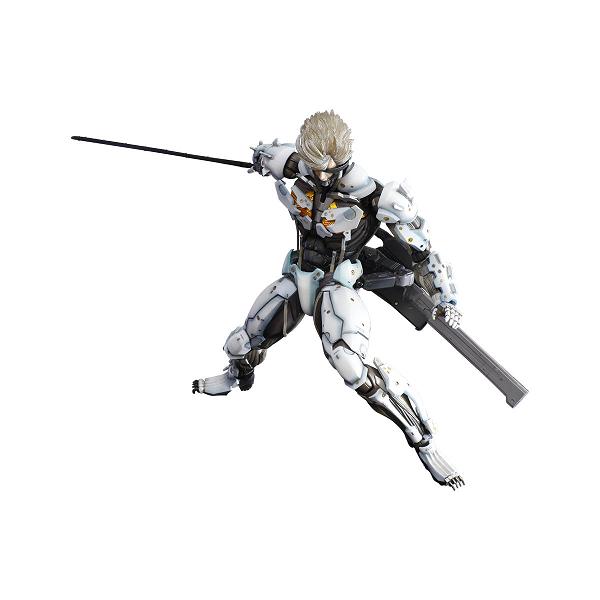 Metal Gear Rising: Revengeance - Raiden - Play Arts Kai - White Armor Ver. (Square Enix) photo 3