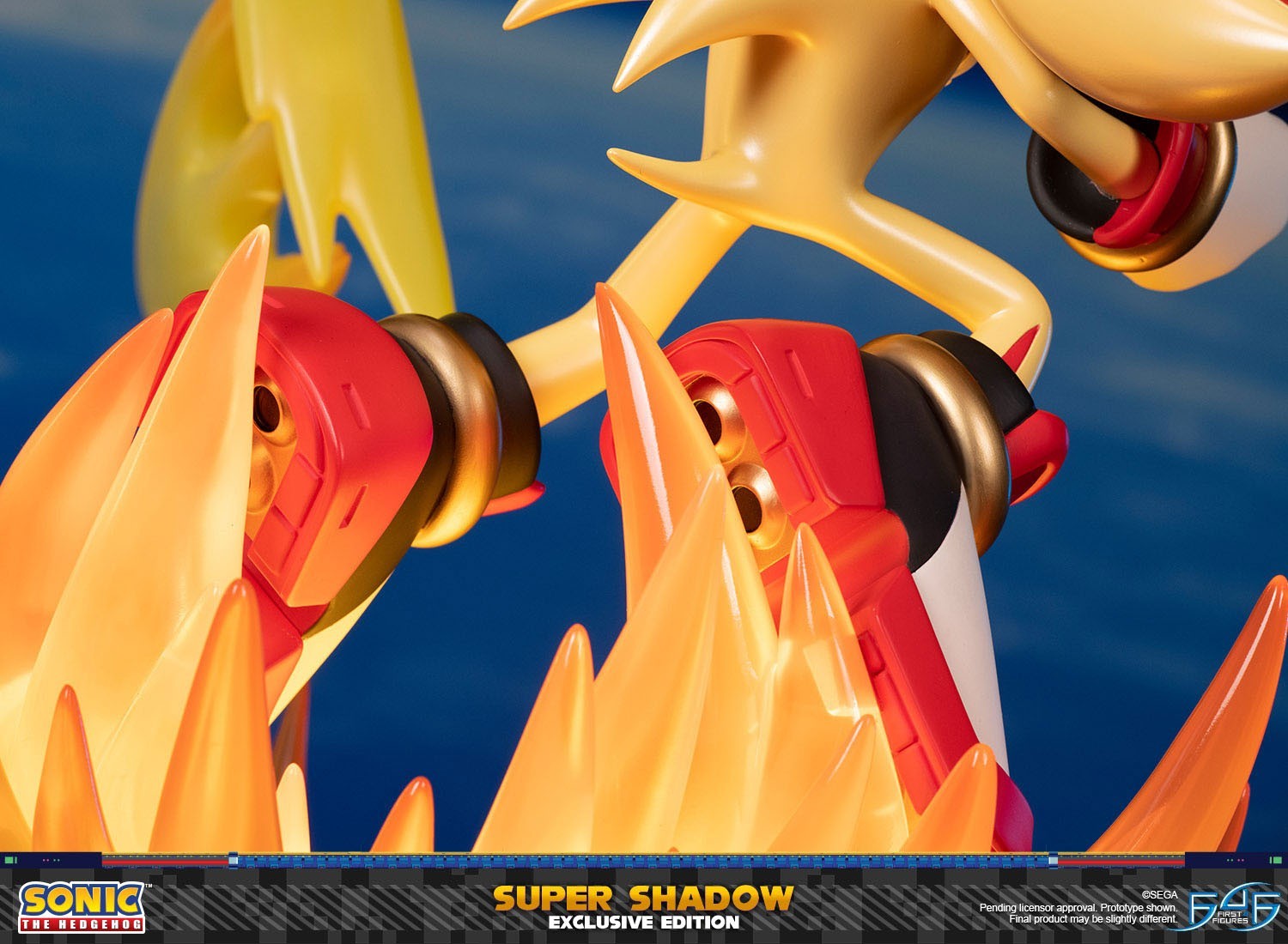 Sonic the Hedgehog - Super Shadow - Sonic the Hedgehog Modern - Exclusive Edition (First 4 Figures)