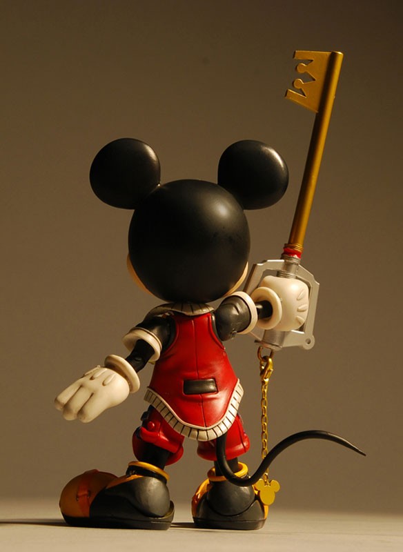 Kingdom Hearts II - King Mickey - Kingdom Hearts II Play Arts (Vol.2) - Play Arts - no.6 - Valor Form (Kotobukiya, Square Enix) photo 3