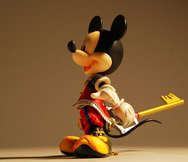 Kingdom Hearts II - King Mickey - Kingdom Hearts II Play Arts (Vol.2) - Play Arts - no.6 - Valor Form (Kotobukiya, Square Enix) photo 4