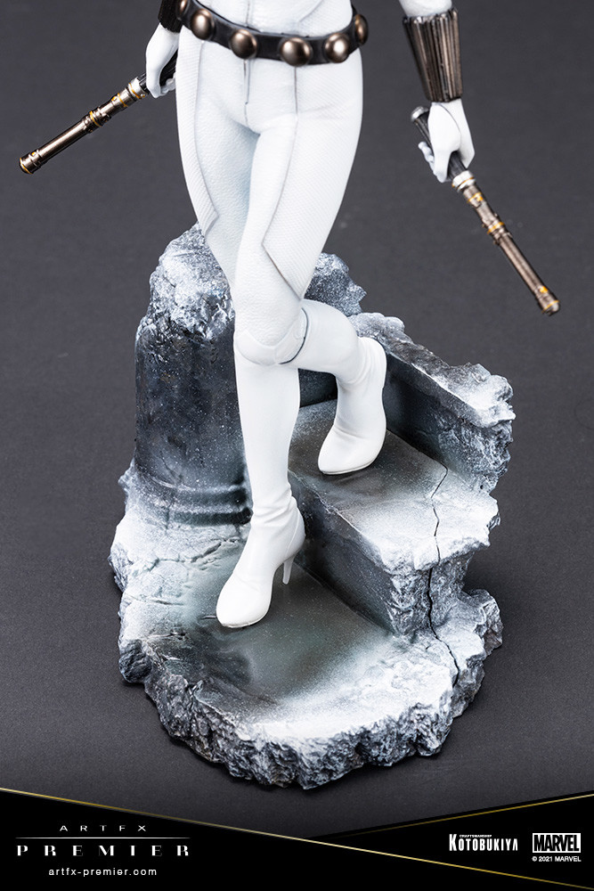 Avengers - Black Widow - ARTFX Premier - 1/10 - White Costume Edition (Kotobukiya)