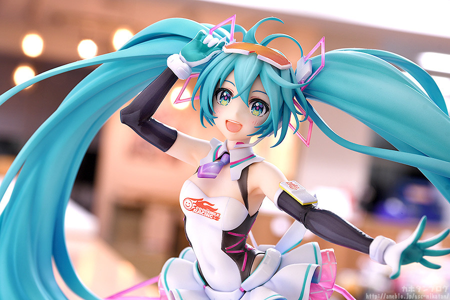 Good Smile Racing - Hatsune Miku - 1/7 - Racing 2021 Ver. (GOOD SMILE Racing)