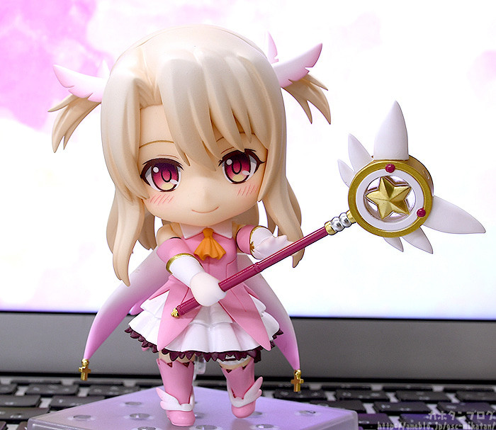Gekijouban Fate/kaleid Liner Prisma ☆ Illya: Licht - Namae no Nai Shoujo - Illyasviel von Einzbern - Magical Ruby - Nendoroid  (#1680) (Good Smile Company) photo 4