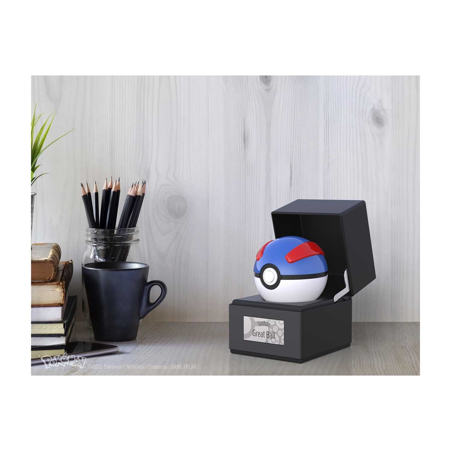 Pocket Monsters - Light-Up Figure - Replica - Super Ball - 1/1 (The Wand Company)