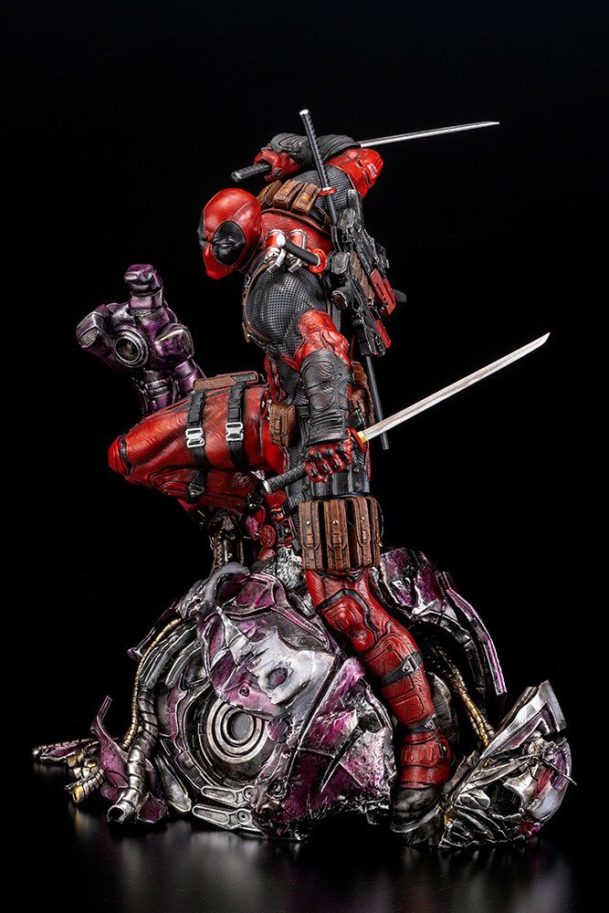 Deadpool - Fine Art Statue - Fine Art Statue Signature Series - 1/6 (Kotobukiya) photo 9