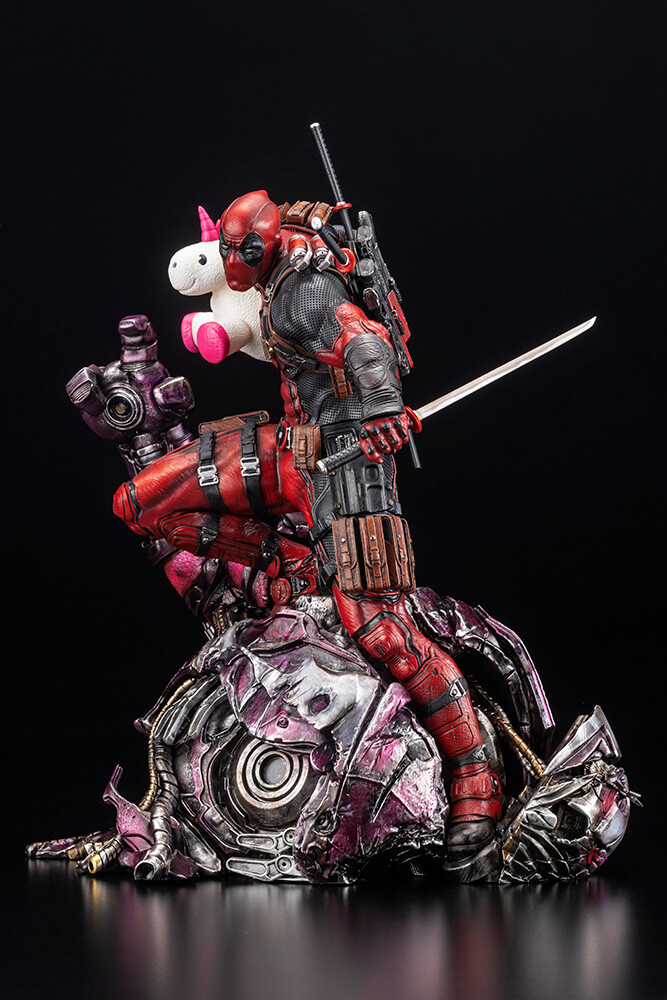 Deadpool - Fine Art Statue - Fine Art Statue Signature Series - 1/6 (Kotobukiya) photo 18
