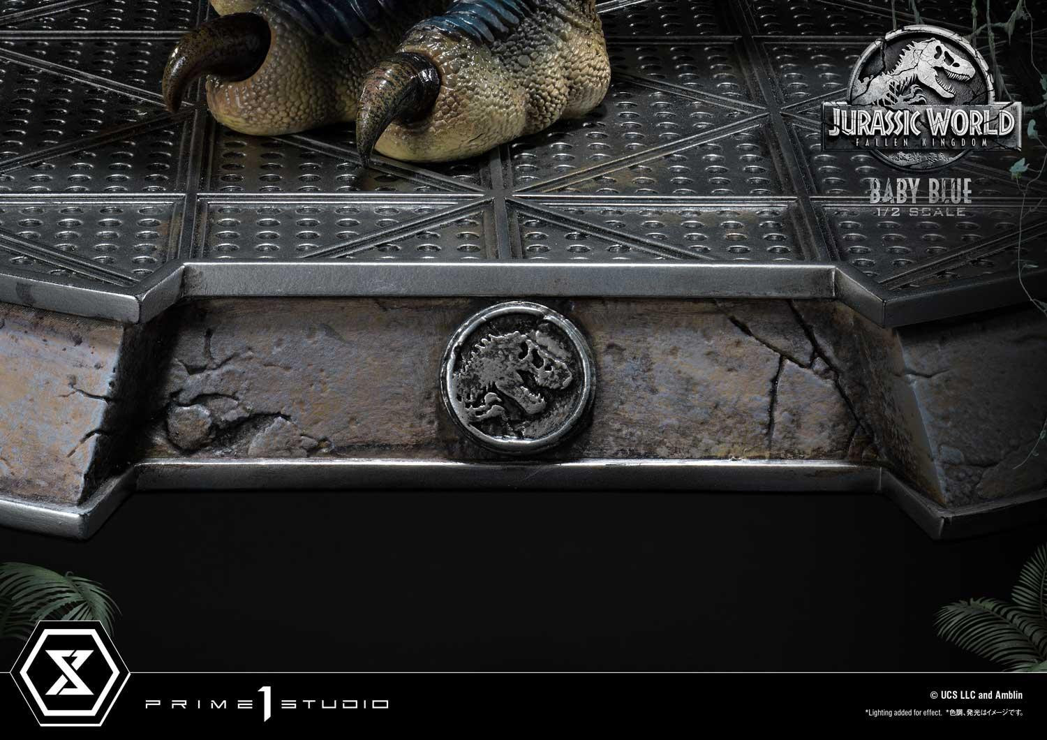 Jurassic World: Fallen Kingdom - Blue - Legacy Museum Collection  (LMCJW2-08) - 1/2 - Baby (Prime 1 Studio) photo 2