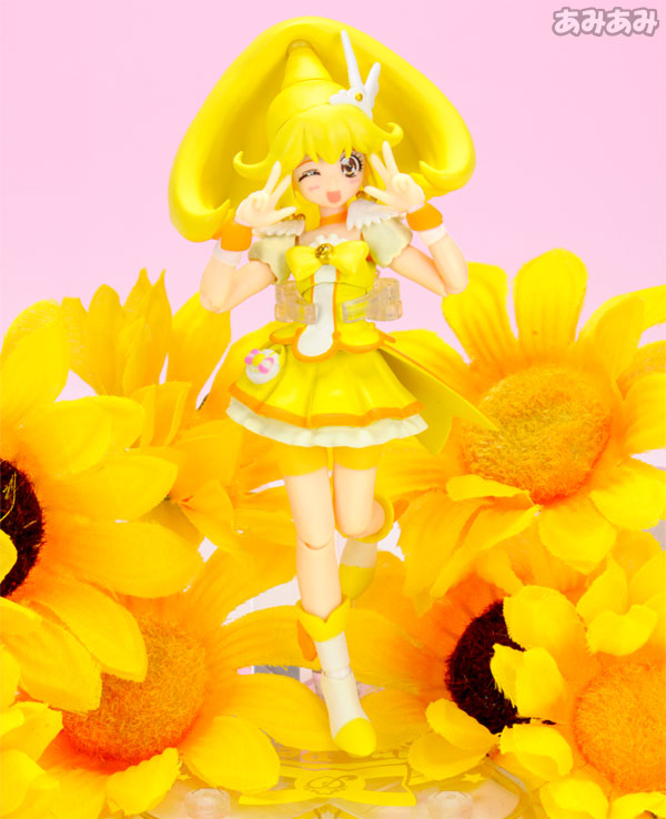Smile Precure! - Cure Peace - S.H.Figuarts (Bandai) photo 7