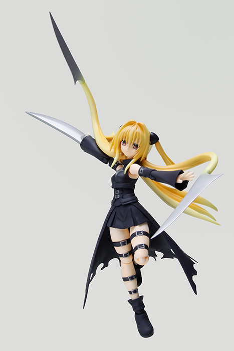 To LOVEru Darkness - Konjiki no Yami - S.H.Figuarts (Bandai) photo 6