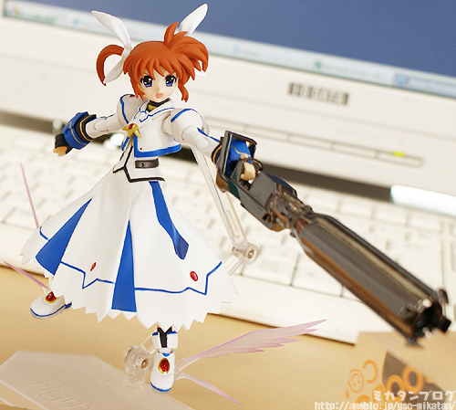 Mahou Shoujo Lyrical Nanoha The Movie 1st - Takamachi Nanoha - Yuuno Scrya - Figma (#053) (Max Factory) photo 4