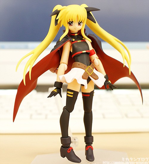 Mahou Shoujo Lyrical Nanoha The Movie 1st - Fate T. Harlaown - Figma (#056) (Max Factory) photo 4