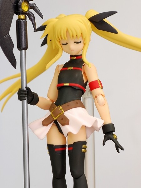 Mahou Shoujo Lyrical Nanoha The Movie 1st - Fate T. Harlaown - Figma (#056) (Max Factory) photo 5